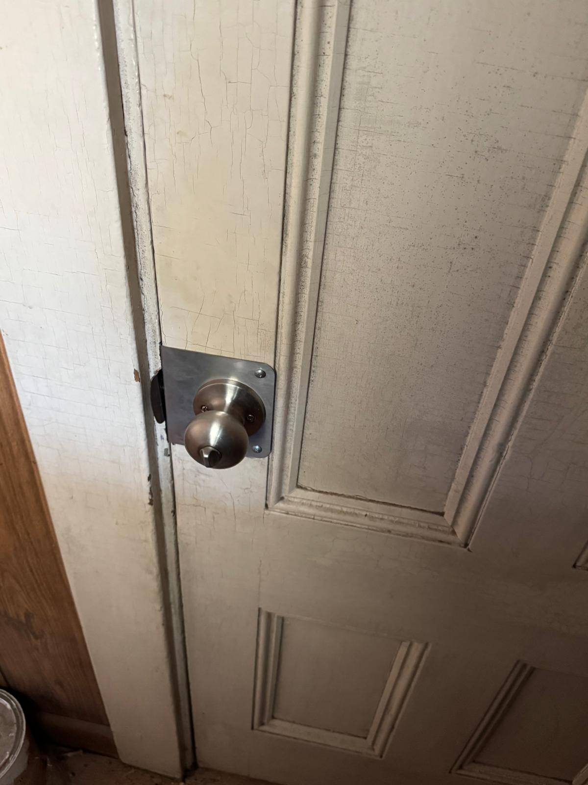 Commercial locksmith services